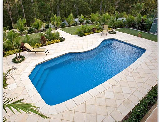 DIY Swimming Pools' Belmont 10 Blue Rock Pool Design